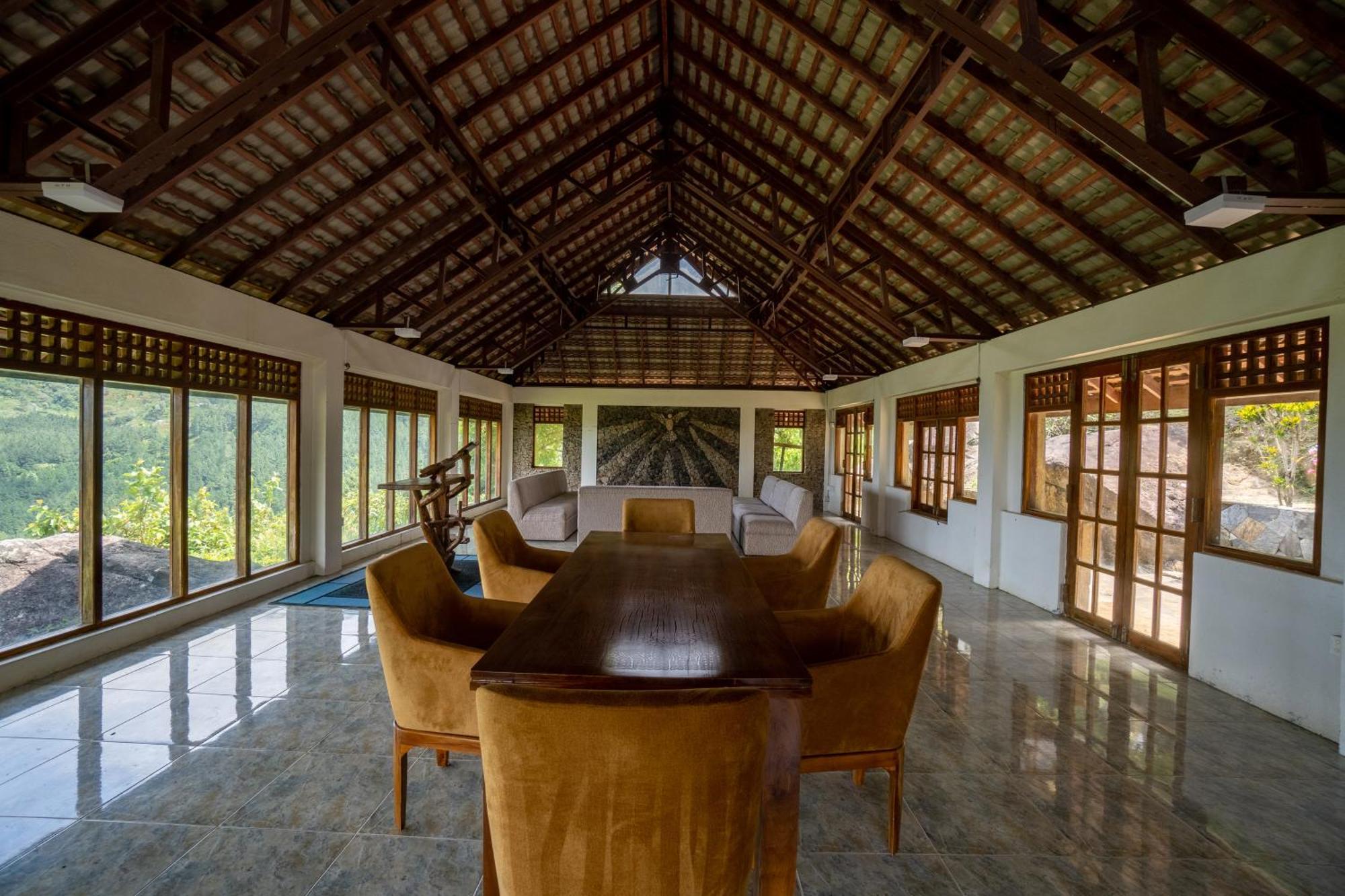 Shanthi Uyana Kandy Exterior foto